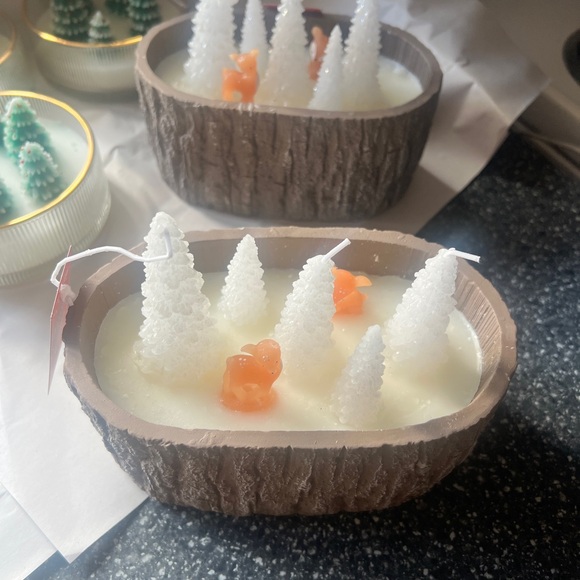 Martha Stewart Winter Forest candle - Picture 4 of 6